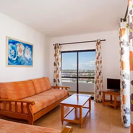 Mirachoro Da Rocha Apartment *