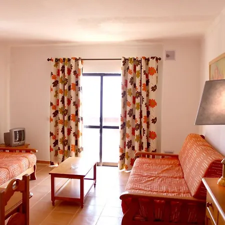 Mirachoro Da Rocha Apartment